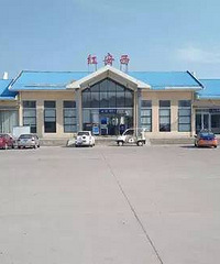 �̵��й�ʮ�󳶶��Ӹ���վ ������һ������վ�ϰ��ˣ�