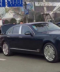 �л���·����׷β 700������������ա�