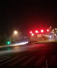 �Ĺ�·��Я��··�ڳ�������һ��������������̵� ����ͬ��