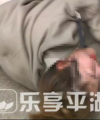 ƽ��ʱ��Ů�ϰ壬���ȴſ�ھ������ſڴ��ˣ��...