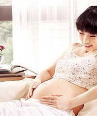妈妈要求先怀孕才能扯证 我不同意男友竟说我自私