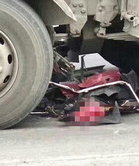 ���ң�����·��ɱ��ˮ�೵ ��ƿ��������ѹ����