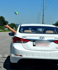 ��������ǰ��ͻȻ�ӳ���2�����ݰ��� ������ɲ��ֱ��ײ��ȥ��