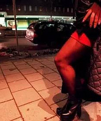 ����һŮ�ӳ����Լ�����׬Ǯ Ⱦ���Բ���Ȼ��������������