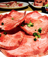 ��۵Ŀ���Ե���ǽ��80�����ͳ��˼���о���û��