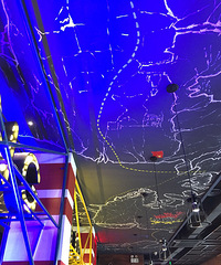 ���������з�ң�4��з�ǰ�ռ��һ�������棡�ص���⻹��ζ