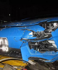 Ů˾����ҹ��������ײ���������� ���չ�˾����