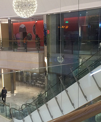 �˰۰��¥�Ż��� �߰�¥�Ѿ�������ɢ��