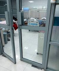 �������¹�Ԣ���˱������ˡ�ʳ���ж���  ȥҽԺ������..