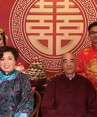 ��Ľ������һ�����˾�����ʽ�ŵ����