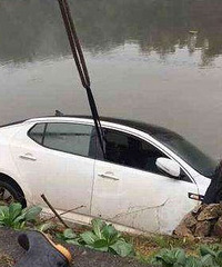 �γ�����ˮ��  ���ϻ��и�4�´�Ӥ��