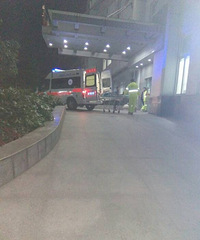 ͻ�����ղ�о��������ͨ�ŵ��� ��ƿ��Ů��������