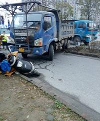 �����콵��һ����ũ�ó�ʧ�س���·�� Сë¿������