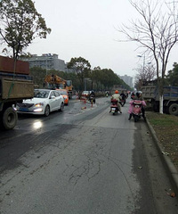 �����콵��һ����ũ�ó�ʧ�س���·�� Сë¿������