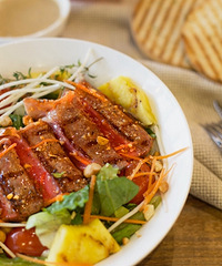 ��������ʳ��Ѷ��180����ҹ��12����ζ ţ���еĸ߶ˣ�