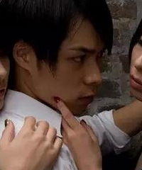 �Ϲ�ͻȻ��ɱ С������30��Ľ���������ծ...