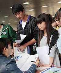 ��ҵ2��СŮ�ӵ��ֹ��ʲ�3K ��19¥�Ĵ�������ô�Ȱ�