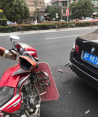 ��������Է���� Ħ�г�׷β���� ����Ҫ�޲���