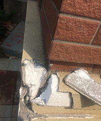 ����ĳ¥��װ��ǽ�������� �ǿ�һ�����澹Ȼ����ĭ��