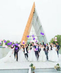 【文苑2017穿着婚纱去春游】+爱情故事