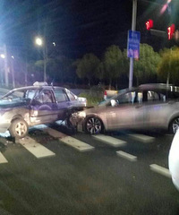 ���֣�����һ���⳵�賿�������� ��һ����ƵĽγ�ײ�ϸ����