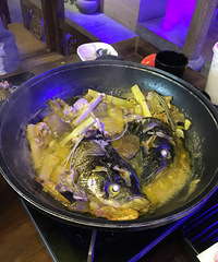 点了个石蟹 上菜之后完全不见蟹影子 服务员的说法搞笑了!