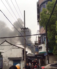 ͻ����������һ����Ż��ֳ��������� �����汬ը����