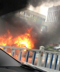 �����ˣ���ȭ·��������𣡱�ɿտǻ����գ�����Ƶ��