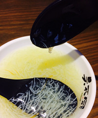 �����ˣ�������Ǽ��Ƶ��ʨ��ͷ ��ȭͷ����