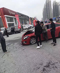 �±��ۻ�û���ƾͱ�ײ�� ����Ҫ��ը��