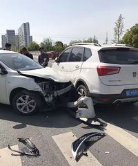 ������������ʮ��·�ڡ��й�����ͬʱ���𳵻� ����һ��������