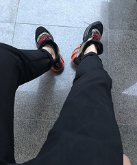 ɹɹ�ҵ��˶�Ь