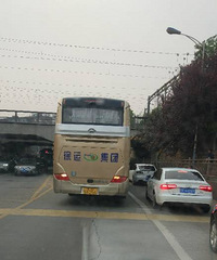 ���յĴ���ڼ���ˣ�� ��ѻ�ײ����˭����