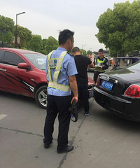 ����ײ����˹��˹ ���չ�˾Ҫ�����ڲ�����