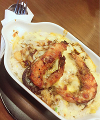 ���Ļ��㳡�¿�һ�ҵ� ���ʟh�������� ������ʹ�Ϻ