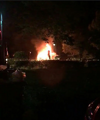 ����ĳС����ҹ������ȼ  �����죡