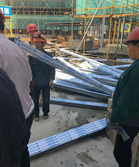 ����ĳ���������ϵ��¶��� ���˱����У�