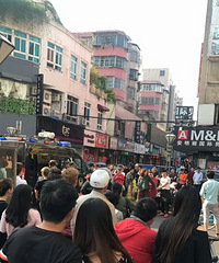 ����·�����˴�ܣ����춼����