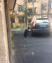 �����ˣ���������· ����ƿ������ŭ����̥...