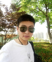 Ů����������