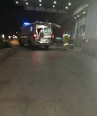 ȫ������������һ���Ӱ�ҹײ������ �����۾�������