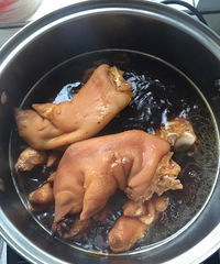 ������ԭ���׵�±����