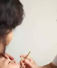 "吓人!男孩吃了一种常见豆紧急住院!高烧、黄疸…严重可能死亡"