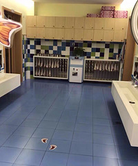 ��ʦ��������ѧУ�׶�԰ ѧ��5��/�� �󰡣�