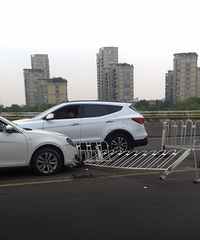 �Ϻ�������һ˽�ҳ�ײ�ɸ���� �������Ĵ�Ƭ��