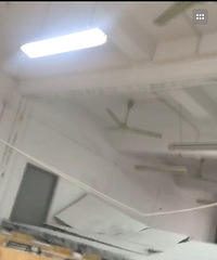 ͻ��������ѧԺ����ǽͻȻ���ˣ��Ա���ѧ�����ϿΣ���Ƶ�����ˣ�