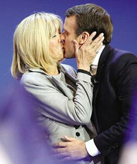 ��ͬ���� �������ǵ�Ů��ʦ����δ���Ѿӵ���