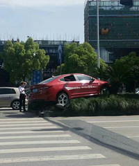 ���Σ��Լݳ������̻���...