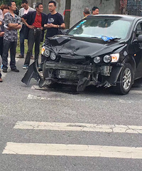 �µ�ײ�ϵ��߸� ��ͷ����ȫ�٣�