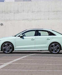 �µ�A3�����ɫ�ȵ����� ��˵�С�ǳѼʺ�̡�